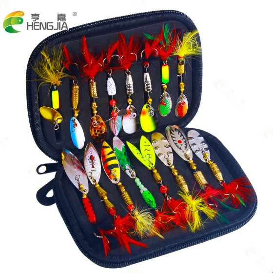 Rotating sequin fake bait box with 16pcs noise sequin combination fish bait set Hengjia fish bait sequin bait