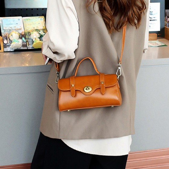 Retro postman handbag, women's top layer cowhide crossbody bag, genuine leather original design Cambridge bag