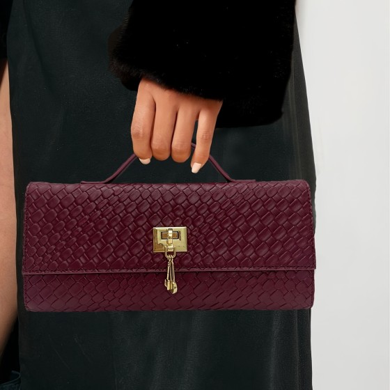 Elegant Burgundy handbag