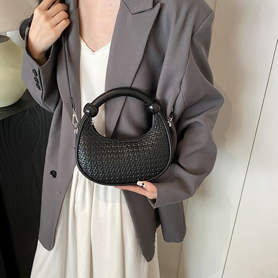 Women's woven handbag shoulder bag lightweight crescent crossbody bag