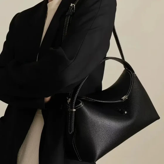 High quality synthetic leather fashionable handbag inspired by designer's new design in 2025
